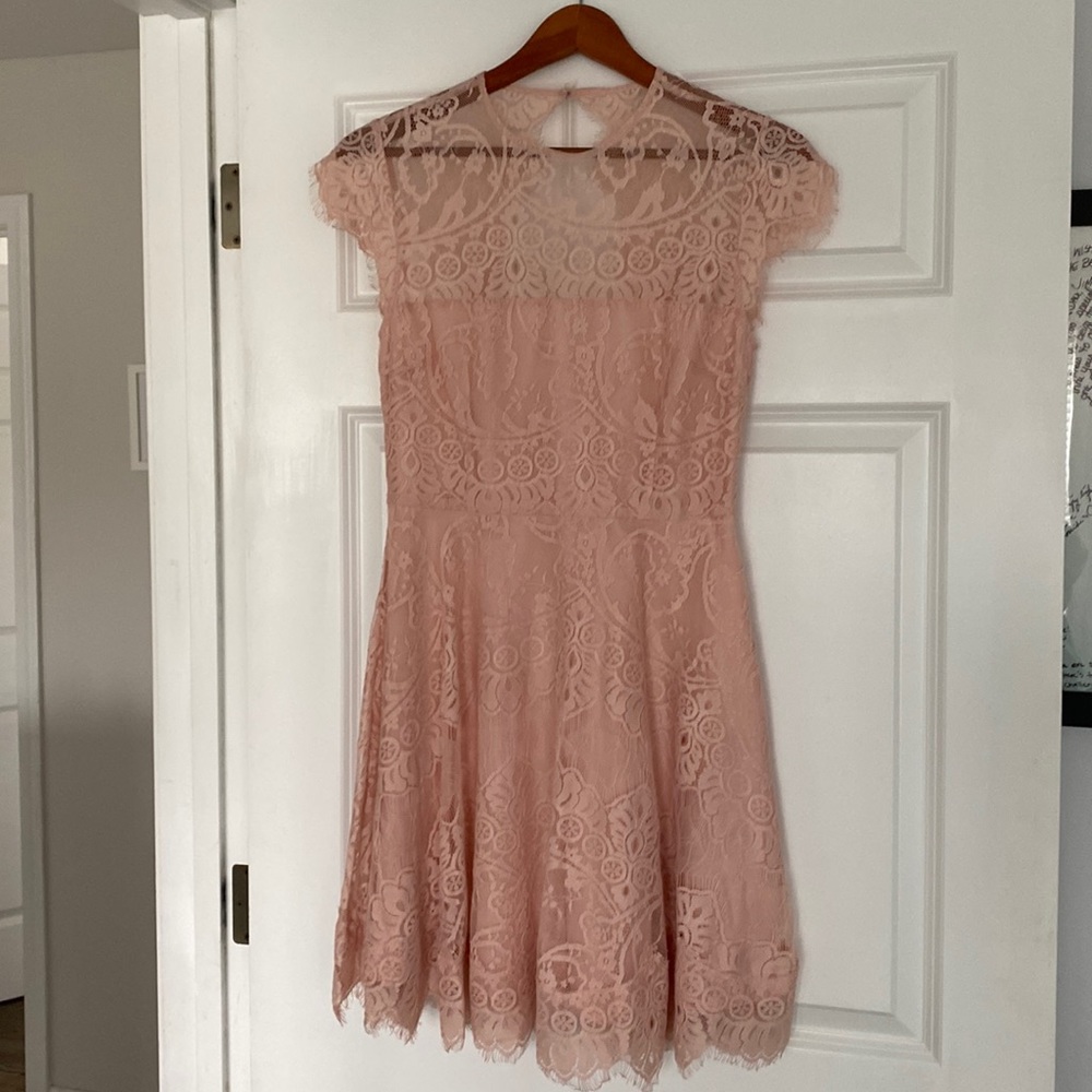 Blush lace cap sleeve dress